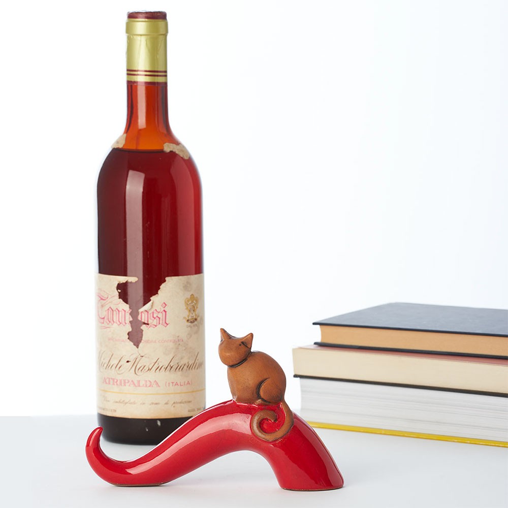 Red Lucky-charm Horn with Cat